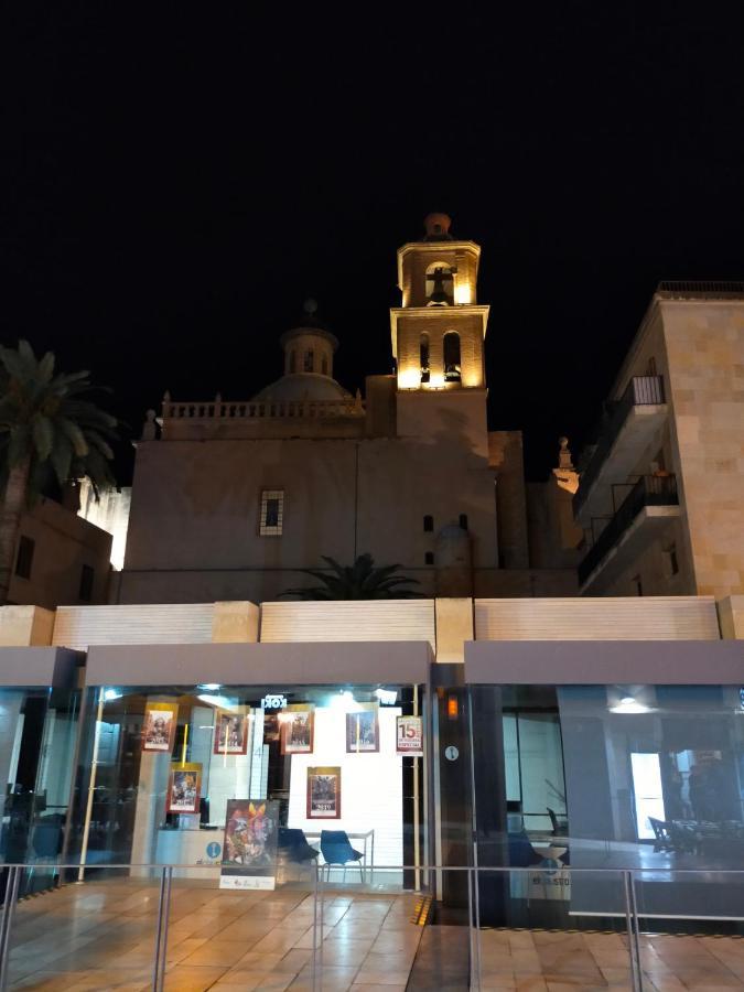 City Center Alicante - Cisneros Buitenkant foto