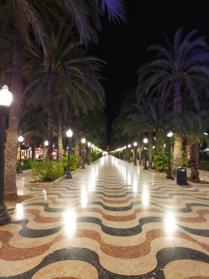 City Center Alicante - Cisneros Buitenkant foto